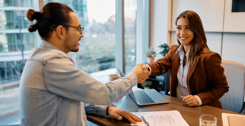 19 Job Interview Tips That Will Get You Hired In 2025